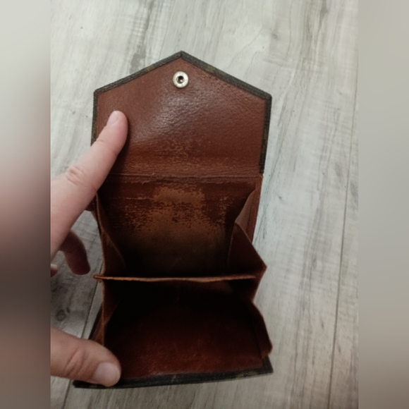 LOUIS VUITTON W Hook Wallet Monogram Beige Monogram Canvas Authentic - Picture 6 of 12